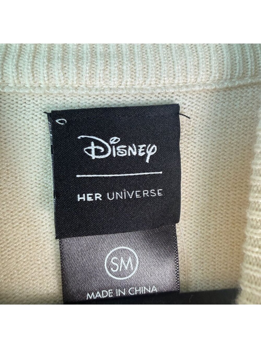 Disney Her Universe NWT Mickey Mouse Pearl Balloon Sleeve Sweater Size Small - Picture 6 of 10